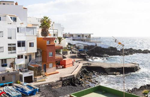 Home2Book Charming Sea Front House - Foto 4