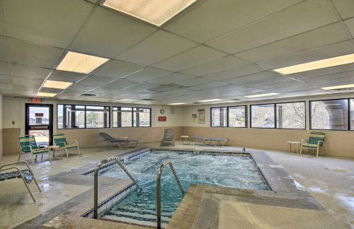 half Mi to DeSoto Lake Hot Springs Village Home - Foto 22