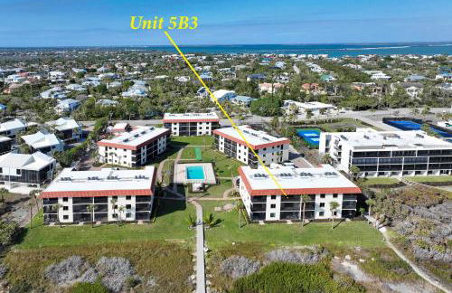 1BR 3rd floor Sanibel condo with endless ocean views 5B3 - Photo 30