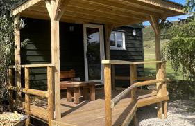 The Rodney Shepards hut - Photo 4