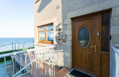 Luxury Seaside Home with Incredible Views - Foto 34