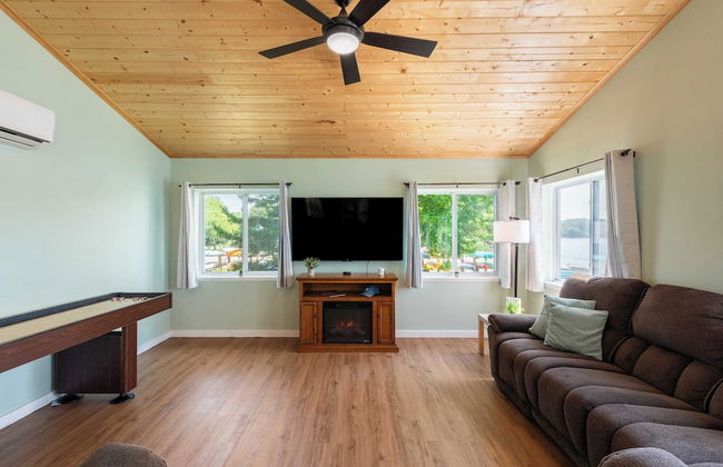 The Lake Life by Avantstay Lakefront + View + Hot Tub - Foto 8