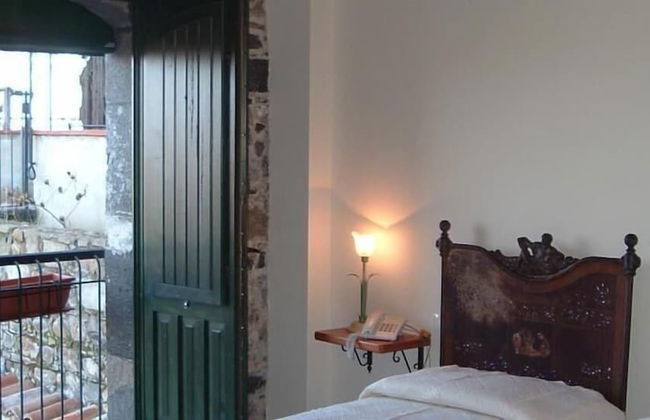 Antico Borgo Etneo Country Hotel - Photo 21