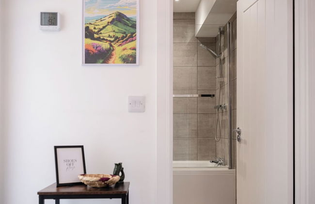 Cosy 1BD in Malvern With Stunning Views - Foto 46