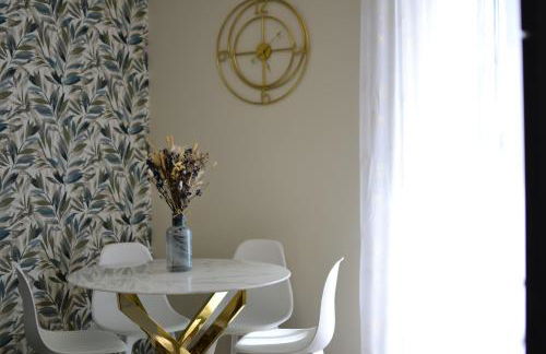 Green and Blue Apartment - Metro C, Free Parking and Wifi - Foto 6