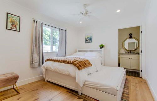 Spacious 4BR Games Workspace Outdoor Fun - Foto 29