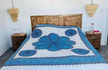 La Casa de Las Tres Calles - Foto 2