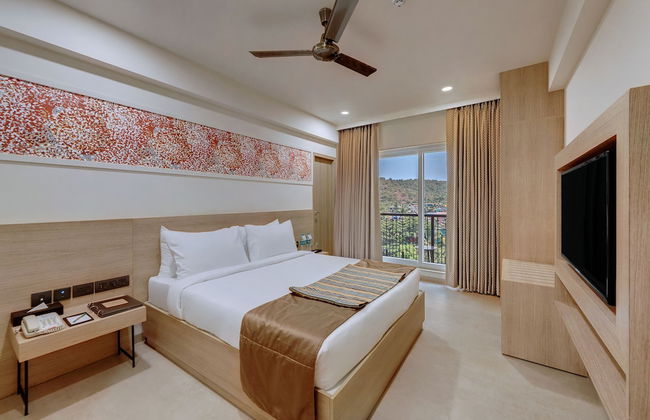 The Fern Habitat Candolim Goa - Foto 5