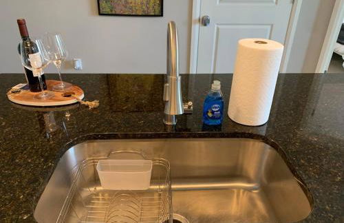 Near Osu Riverside No Steps Garage Parking! - Foto 16