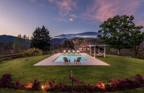 Grumo Farmhouse with Private Pool and View near Lucca - Foto 3
