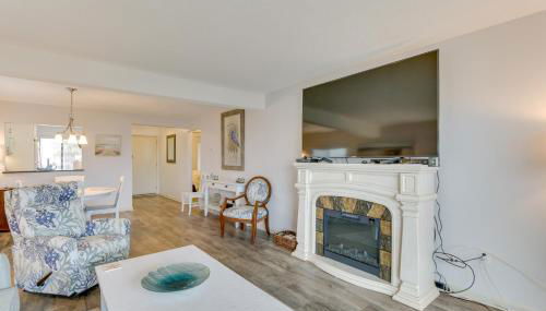 Swim and Relax St Helena Island Gem with Deck! - Foto 5