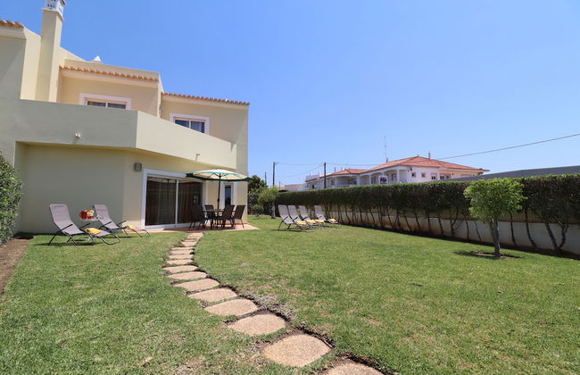 3-bed Townhouse With Pool in Albufeira Balaia - Foto 41