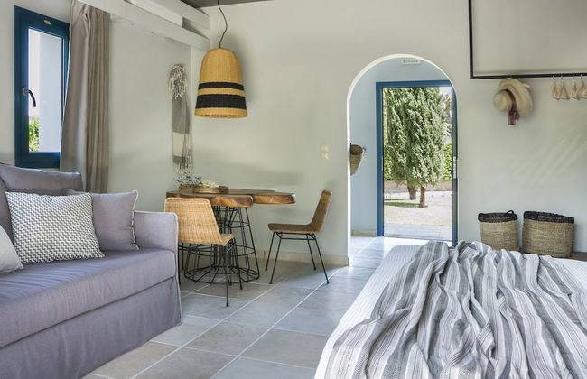 Avithos Resort Apartments Hotel - Photo 8