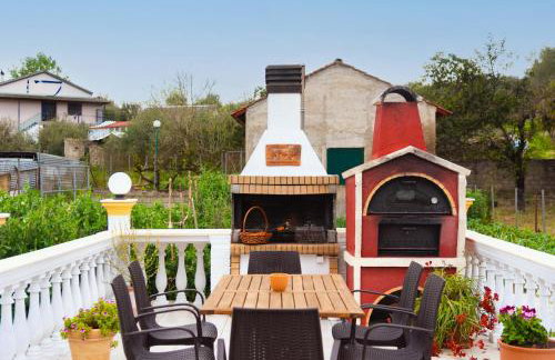 Loutra Holiday House - Foto 1