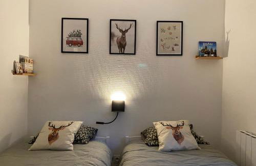 AU 47 ALLÉES D'ETIGNY - CENTRAL & STANDING - avec parking - Linge de lit et de toilette inclus - Foto 19