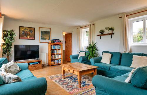 Finest Retreats - Cricketers Cottage - Photo 2