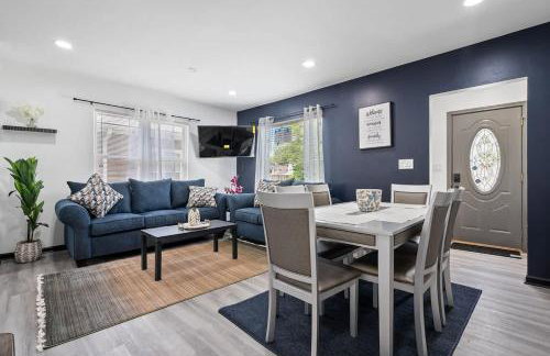 North Chi retreatNavySaunaTiki BarGames - Foto 1