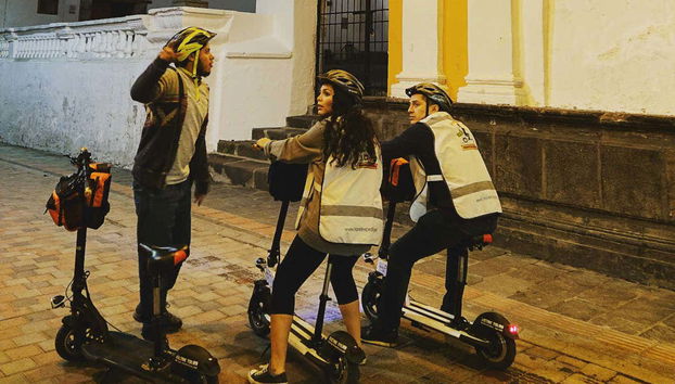 Visite de Quito à la tombée de la nuit