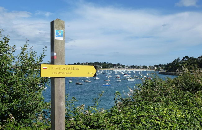 Quiet Duplex Apartment in St Briac sur Mer - Foto 19