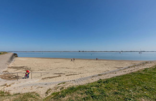 Apartment in Sint-annaland With Water Views - Photo 38
