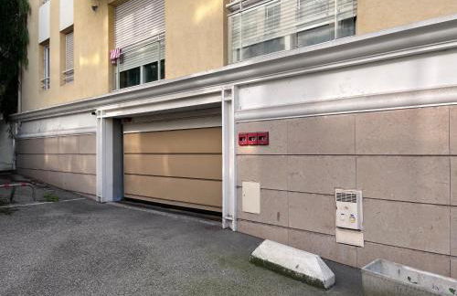 Studio terrasse et parking privé - Foto 17