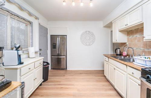 Beautiful Apartment on the west side in Buffalo - Photo 3