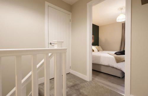 Perfect Booking 2 Bed Home in Merthyr Tydfil - Photo 15