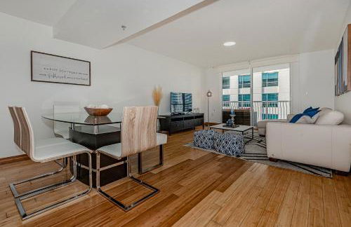 Lovely condo with city & ocean views. Sleep up to 6 people! - Foto 8