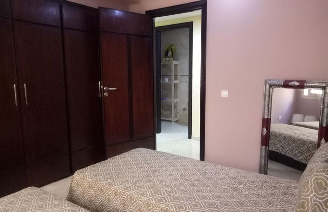 Apartment With Terrace - Photo 7