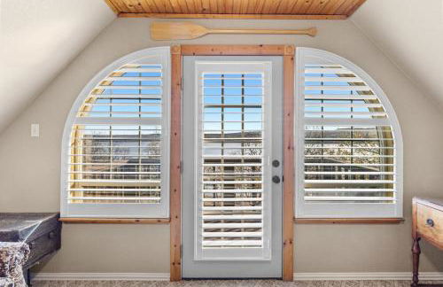 Emerald Point, Lakefront with Gorgeous Views - Foto 32