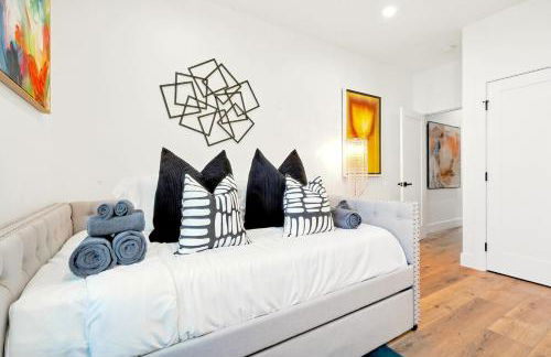 G- Luxe NoHo Family Home near Universal 15m and Hollywood 10m - Foto 6