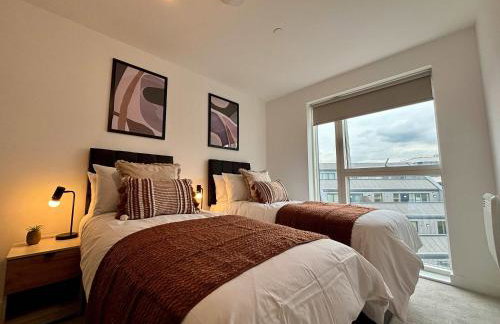 Luxury 2 bed Apt Near Ascot & Windsor - Foto 2