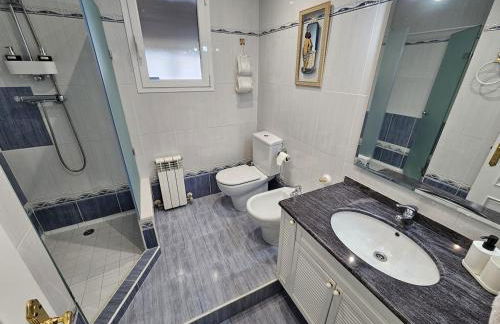 Bright apartment in Parque Etxebarria with parking - Foto 46