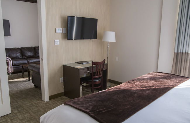 Aura Hotel Brooklyn - Photo 11