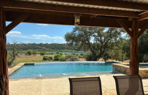 4-Bedroom Spacious Home with Guest House & Pool, Located on 9 Acres of Land - Foto 4