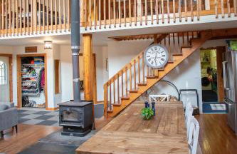 Cheerful 3-bedroom cabin with mountain view - Foto 4