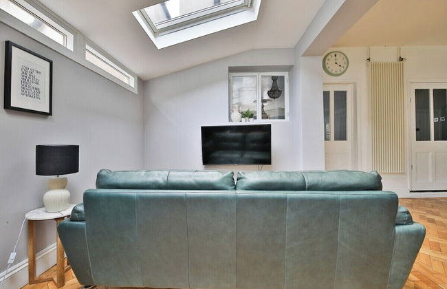 4 Bed House with Pool Table & Parking - Foto 59