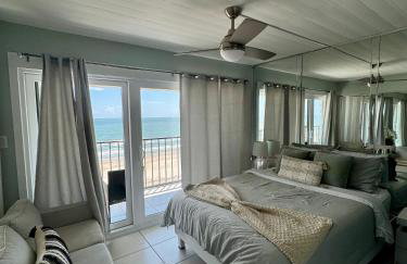 Beachfront Condo with Pool a Summer Escape for 6 - Foto 8