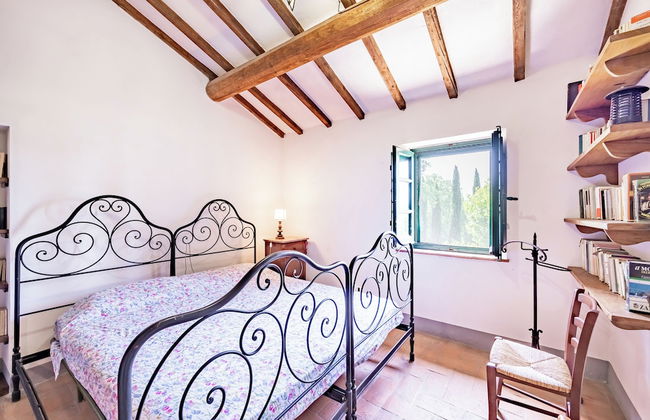 Semidetached Villa Shared Pool - Photo 16