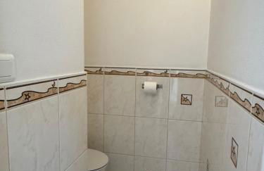 Appt 4 pers, centre-ville tout à pieds, plage 300m, aperçu mer, très calme parking privé, possibilité garage et location vélos électriques - Foto 18