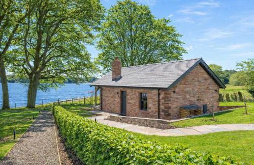 Waters Edge, Talkin Tarn, a luxurious bungalow with stunning views over the tarn - Foto 2