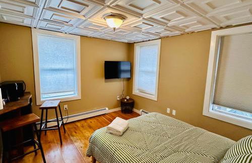 Simple & Convenient Downtown Living - Foto 1