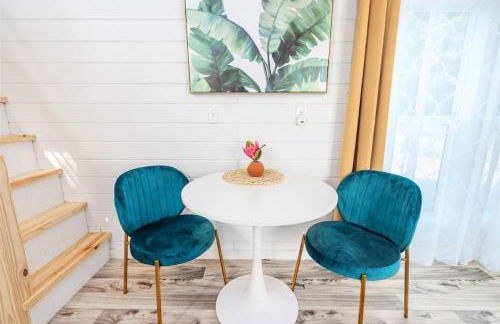 7 Le Soleil Retro Tiny House, Boat Parking, Mins to Lake Guntersville, City Harbor - Foto 7