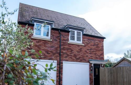 Meadow Wood Mews - Modern Studio Apartment with Parking, Pershore - Foto 17