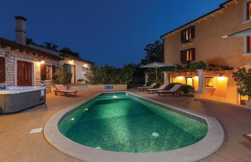 Cozy Home In Tinjan With Wifi - Foto 30