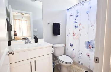 4 Minutes to UNC - 7 Minutes to Carrboro - En-Suite Bathrooms - Foto 23