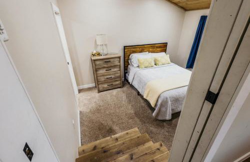 Spacious & Updated MQT Home - HotTub - Backyard - Foto 11