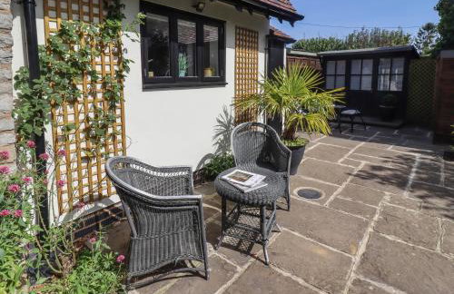 Woodbine Cottage - Photo 42