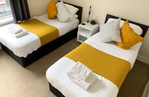 The Racecourse - Quaint Victorian Home With Free Parking - Foto 32