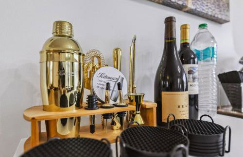 Luxury Olivewood Oasis - 13 mins to Cleveland - Foto 9